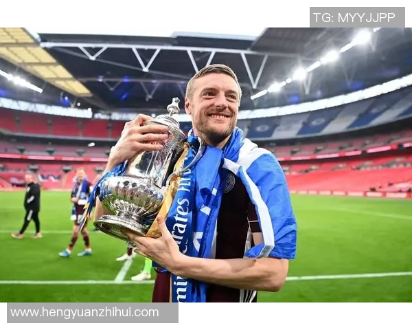 足球场上最具优雅气质的球星是谁他的踢球风格如何成就传奇